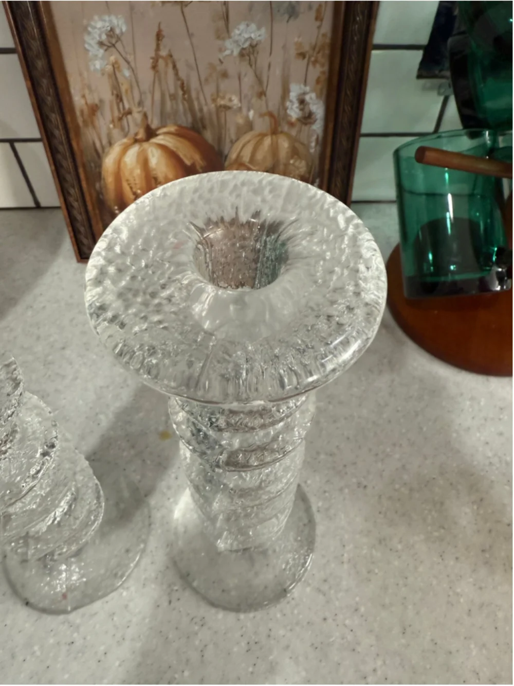 N/A candleholder features